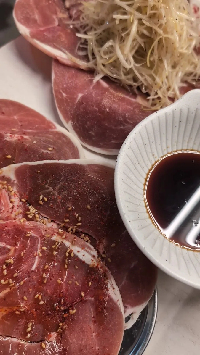 Yakiniku Kotetsu · 5